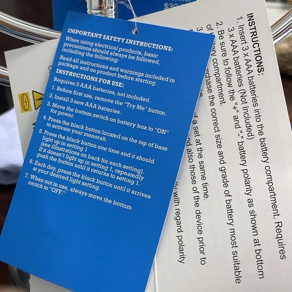 LIGHT UP LED MENORAH NEW - Picture 5 of 5